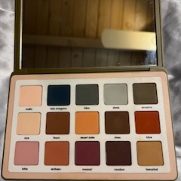 Almost New Limited Edition Natasha Denona Safari Full-Size Eyeshadow Palette - Picture 7 of 7